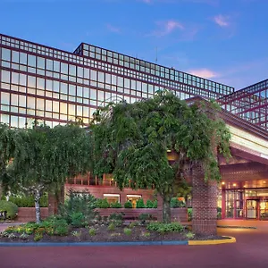 Hotel Doubletree By Hilton New York-laguardia